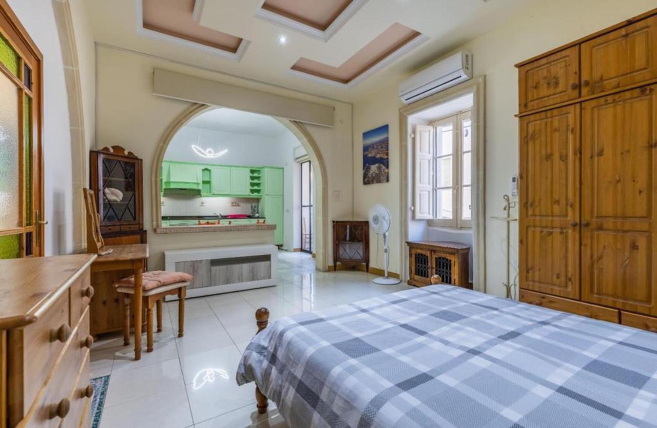 Ta' Marija Home Sliema Exteriör bild